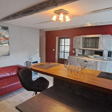 Apartmán Chez Maxime Fraissinet-de-Fourques Exteriér fotografie